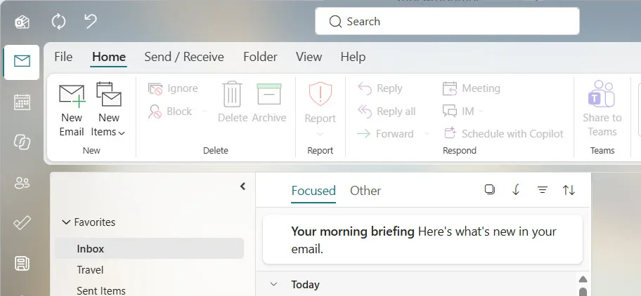 New Outlook offers to create a morning briefing.